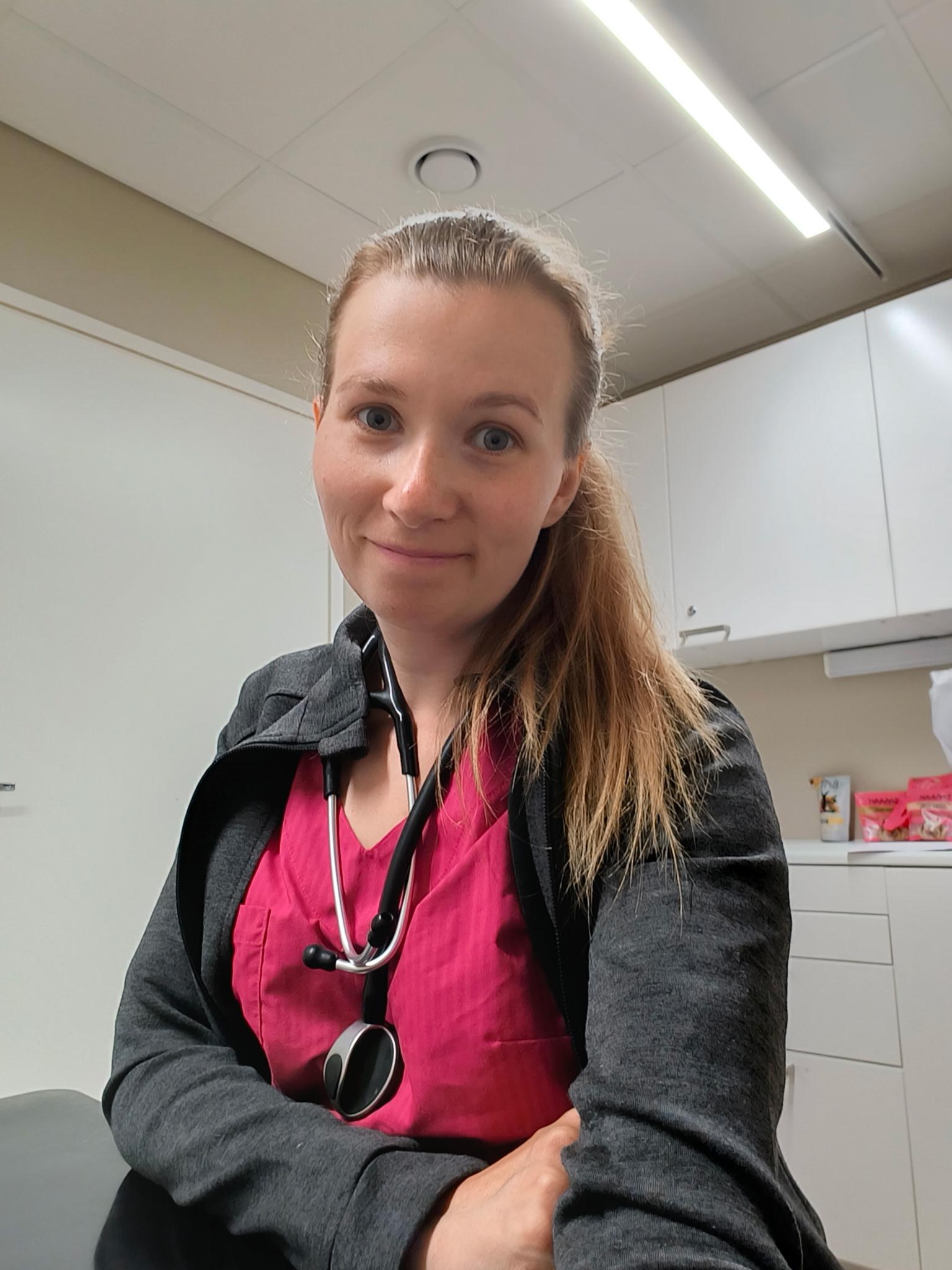 Eläinlääkäri Claudia